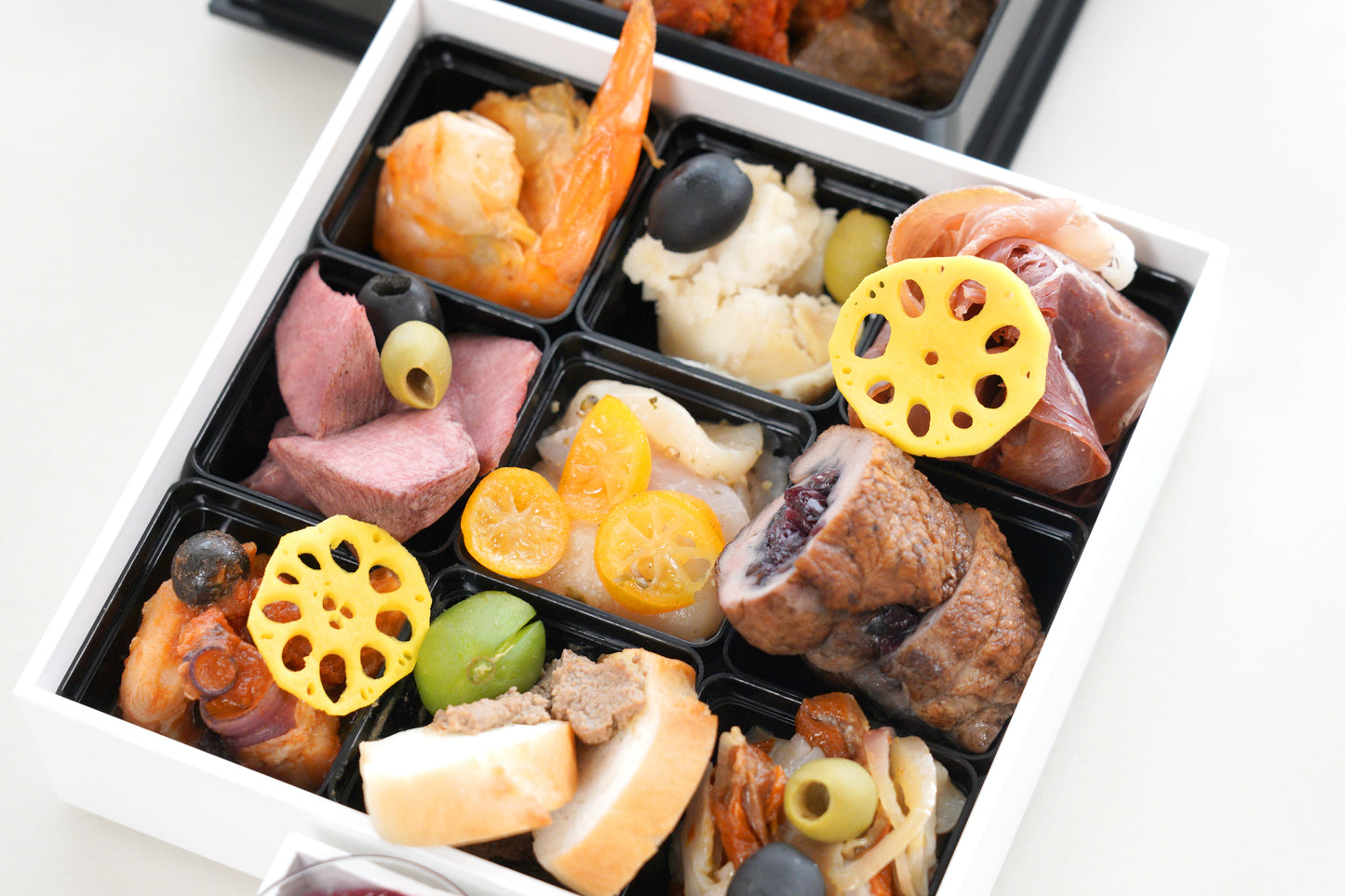 【11月1日まで早期特典あり】【2段重】マトイルのおせち2026